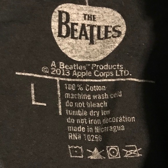 Beatles Abbey Road Graphic Tee, Size Large - Picture 4 of 4